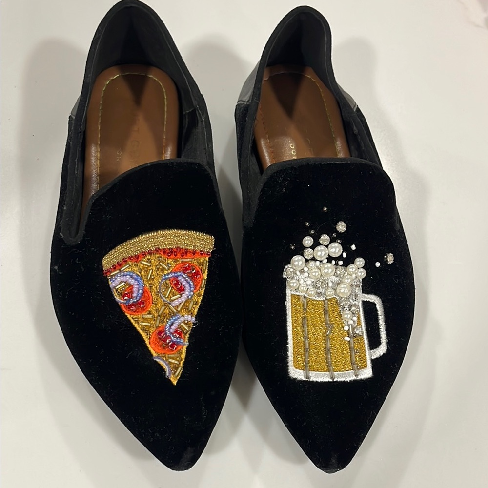 KURT GEIGER
Junkfort Embroidered Pizza Flat In Black